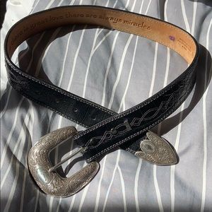 Ariat belt